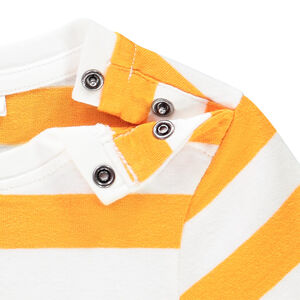 Camiseta manga corta print rayas y mensaje 