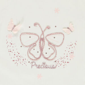 Camiseta manga corta con cording de mariposa para niña 