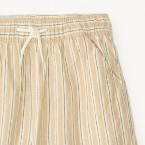 Short de tela a rayas para niño 