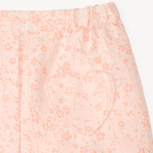 Pantalones cortos de jacquard con bolsillos en forma de corazón niña. 