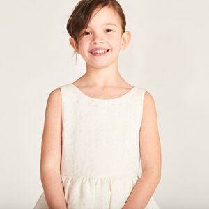 Ropa de jacquard y tul con estampado floral niña 