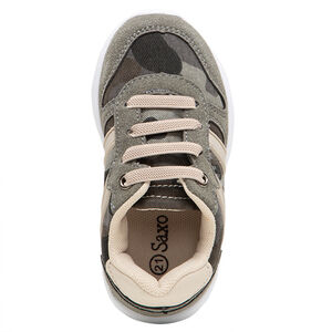 Zapatillas bajas de cordones con estampado militar 