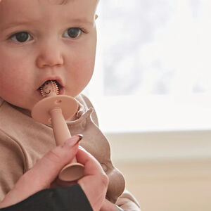 Pack de 2 cepillos de dientes bebés con stopper - Dusty Pink/ lila 