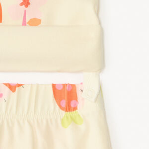 Conjunto de pijama de 2 piezas con camiseta + short de estampado de mariquita para niña. 
