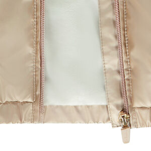 Chaqueta cortavientos de tela iridiscente y forro de sherpa para niña 