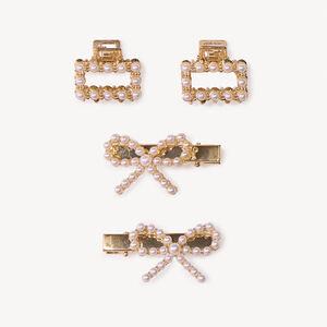 Lot de 2 barrettes nœud + 2 pinces en perles pour fille  Main Lot de 2 barrettes nœud + 2 pinces en perles pour fille