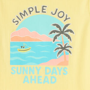 Camiseta de manga corta lisa con estampado veraniego para niño. 