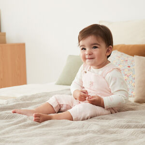 Conjunto de 2 piezas con pichi bordado para niña 