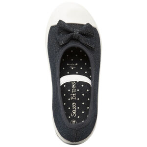 Merceditas de tela y lurex con lazo y tirante elástico para niña 