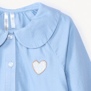 Túnica estilo camisa de manga larga con corazón bordado para bebé niña 