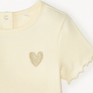 Camiseta de manga corta con bordado de corazón dorado para niña 