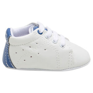 Zapatillas bajas suaves efecto cuero con cordones 