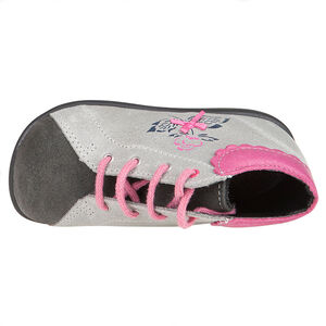 Botas bajas con cordones de cuero de color rosa con flores y lazo 