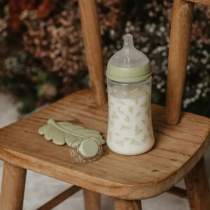 Mordedor hoja silvestre +0M color aleatorio 