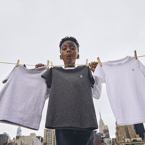 Lote de 3 camisetas interiores de manga corta lisas para niño 