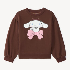 Sudadera niña con estampado de Cinnamoroll, Hello Kitty y sus amigos 