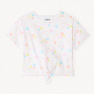 Camiseta de manga corta con nudo y estampado fantasía para niña 