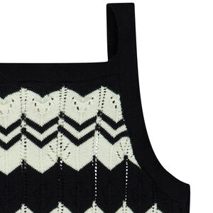 Conjunto camiseta sin mangas y short de crochet fantasía para niña 