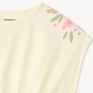 Camiseta de manga corta oversize tipo crop con flores bordadas para niña 