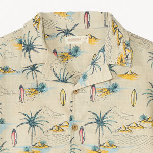 Camisa de manga corta con estampado tropical para niño 