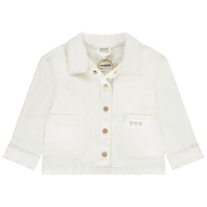 Chaqueta de mezclilla tipo worker con corazones bordados para niña. 