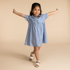 Vestido camisa de manga corta a rayas para niña 