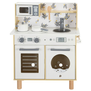 Cocina de madera equipada 