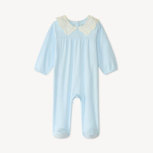 Pijama ligero con cuello de bordado inglés para bebé niña. 