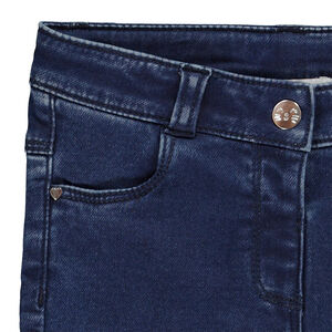 Jeans slim efecto lavado con bolsillos traseros en forma de gato para bebé niña 