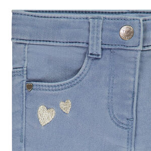 Jeans slim con corazones bordados para bebé niña  Main Jeans slim con corazones bordados para bebé niña