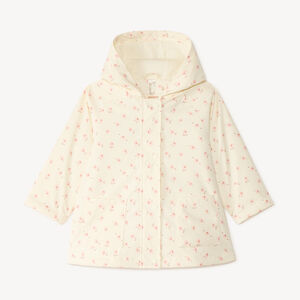 Parka de goma con capucha y estampado de flores para niña. 