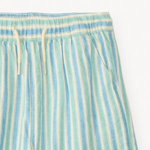 Short de tela a rayas para niño 