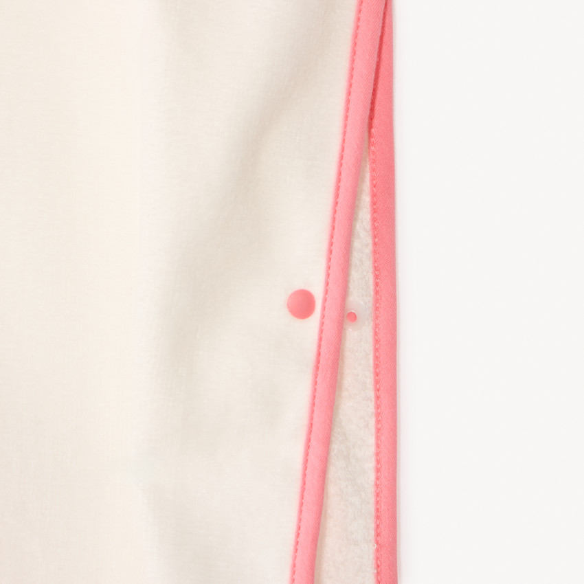 Capa de baño con estampado floral para niña 