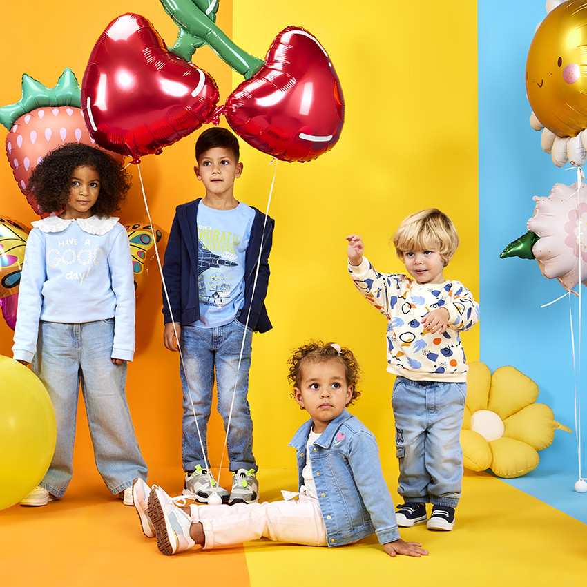 Jean ancho efecto lavado para niña  Additional Jean ancho efecto lavado para niña