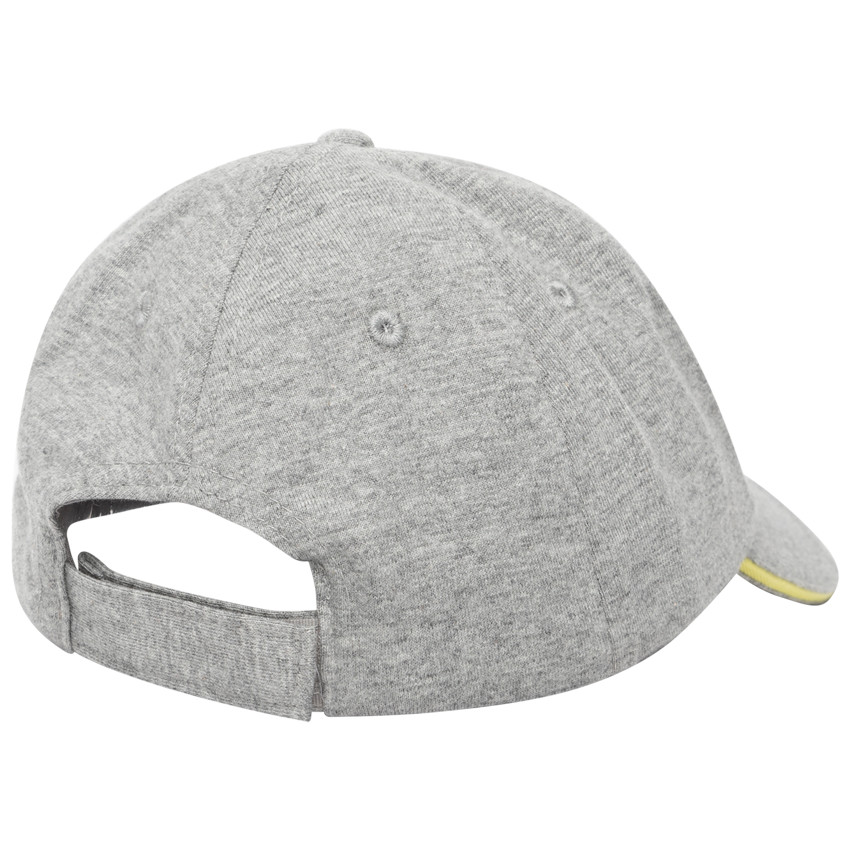 Gorra motivo relieve 