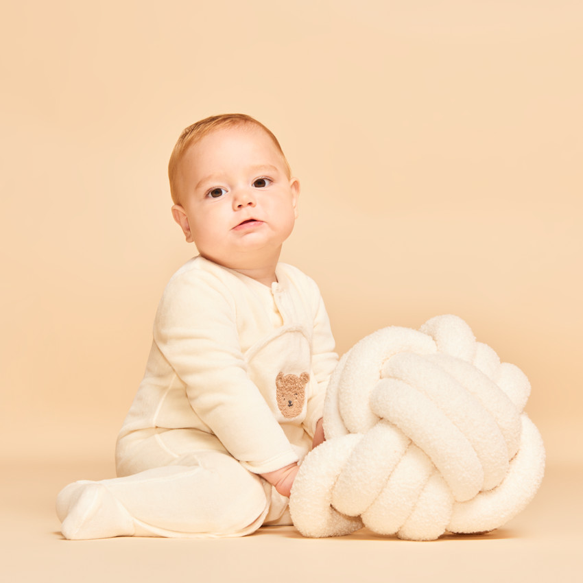 Pelele de terciopelo con parche de osito efecto bucles para bebé 