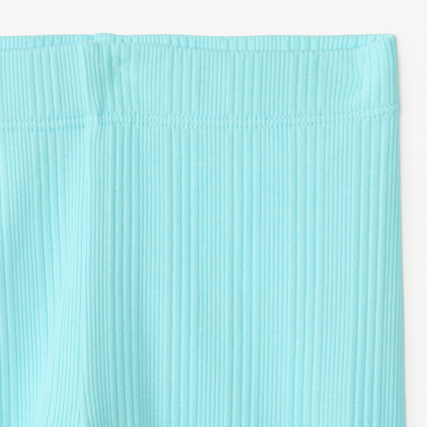 Conjunto de 2 piezas camiseta + shorts con bordado de conchas para niña 