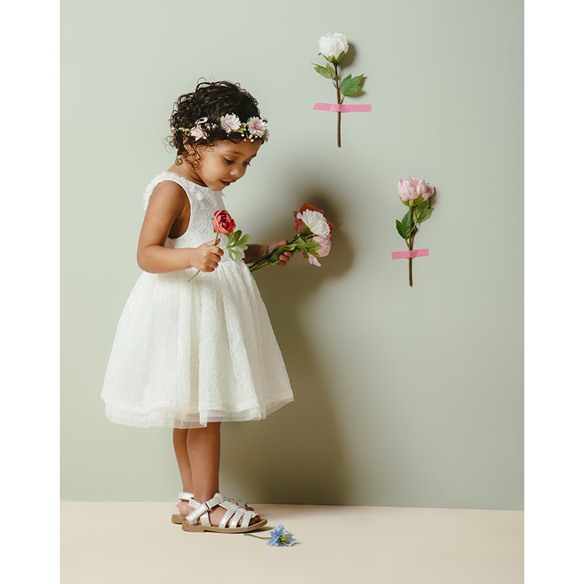 Vestido de ceremonia blanco sin mangas 