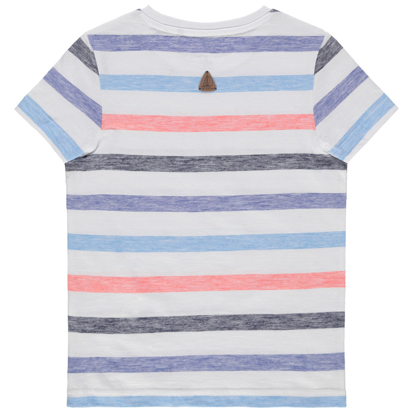 camiseta mangas cortas de rayas contrastados y barco estampado 