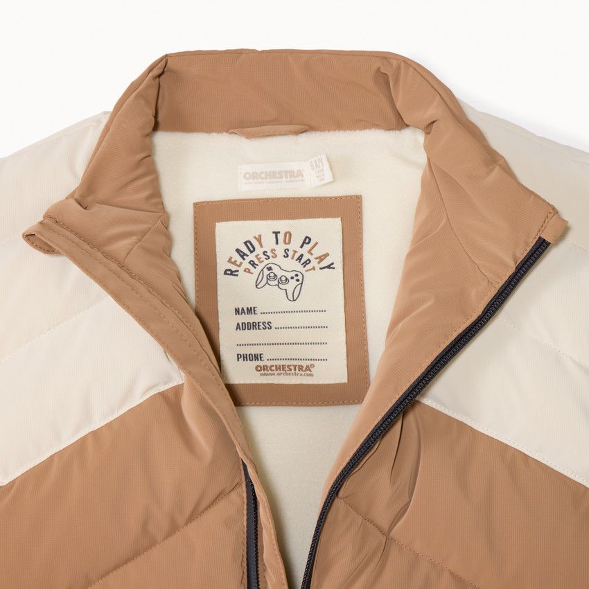 Chaleco acolchado efecto color block para niño 