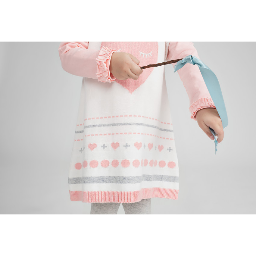 Vestido de manga corta de punto con corazón de jacquard 