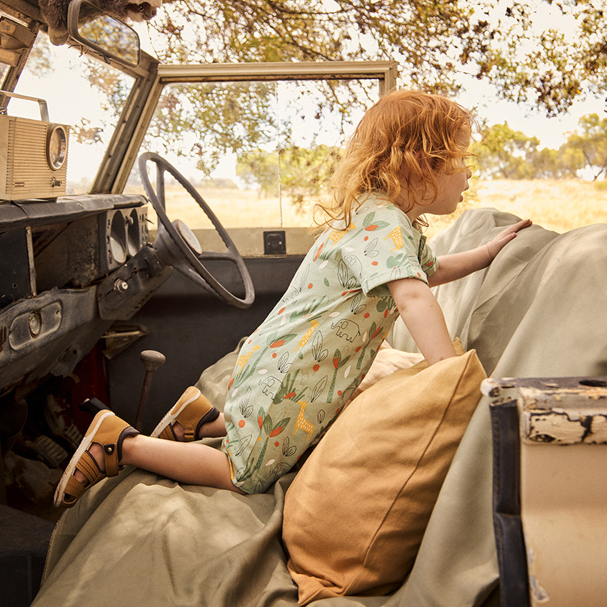 Combinaison corta de manga corta estampada jungle para bebé niño 