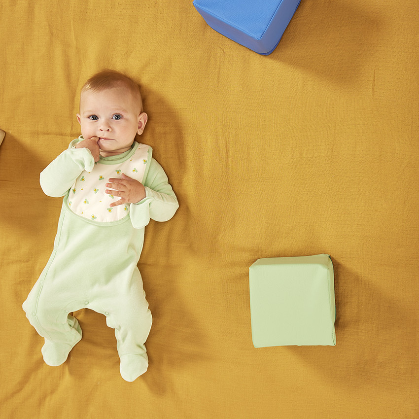 Conjunto de 3 piezas para bebé con estampado de coches y ositos 