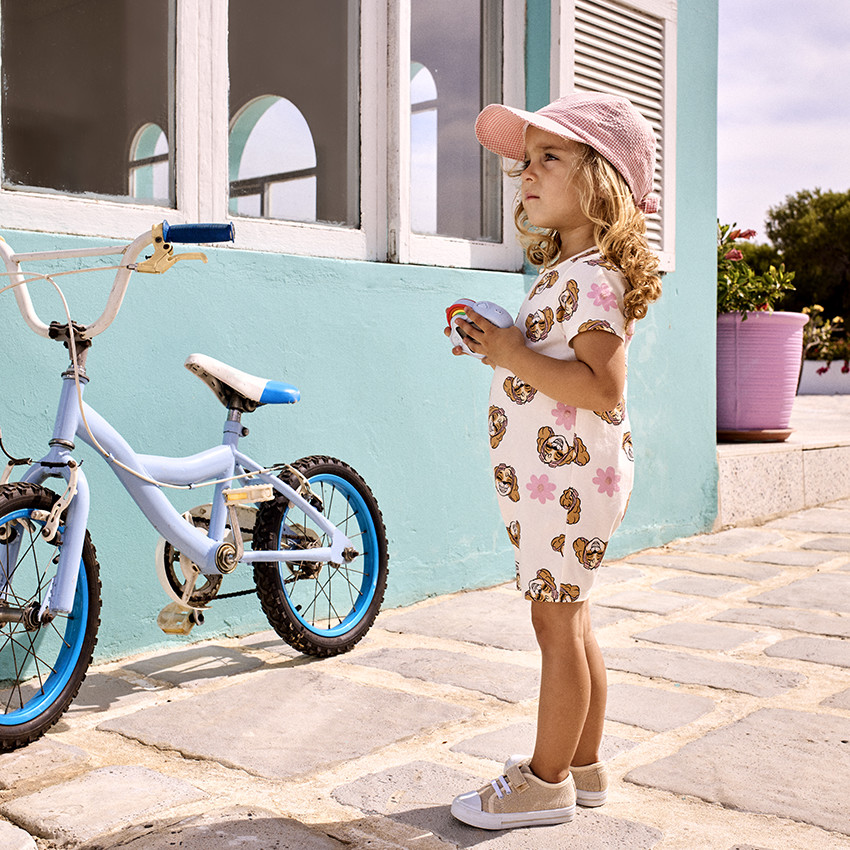Gorra motivo vichy efecto nudo para bebé niña 