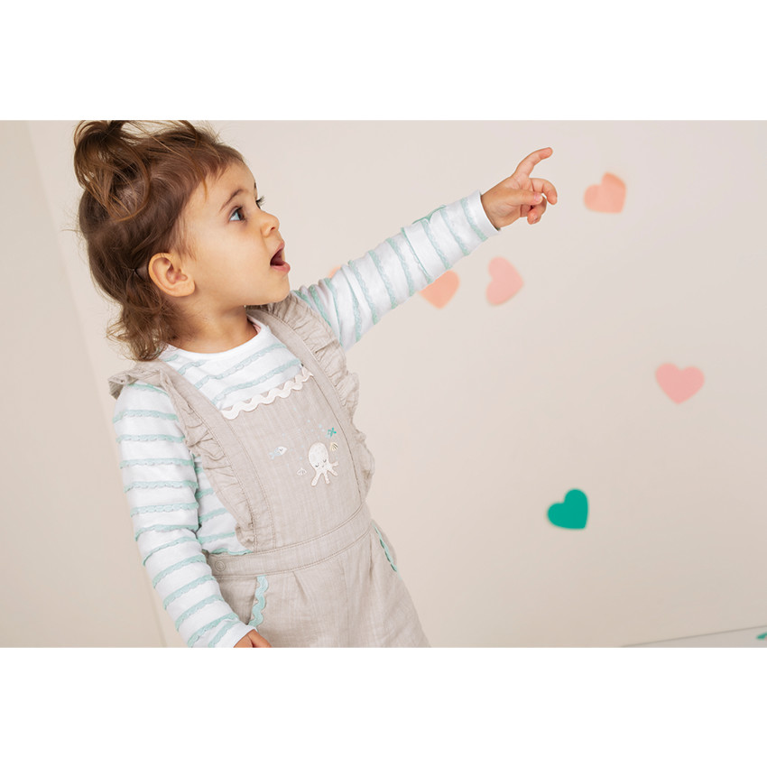 Camiseta de manga larga con rayas de relieve y estrella cosida 