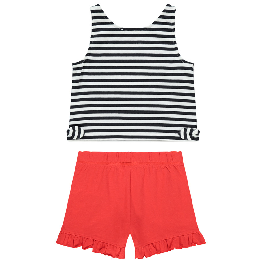 Conjunto camiseta y short  Additional Conjunto camiseta y short