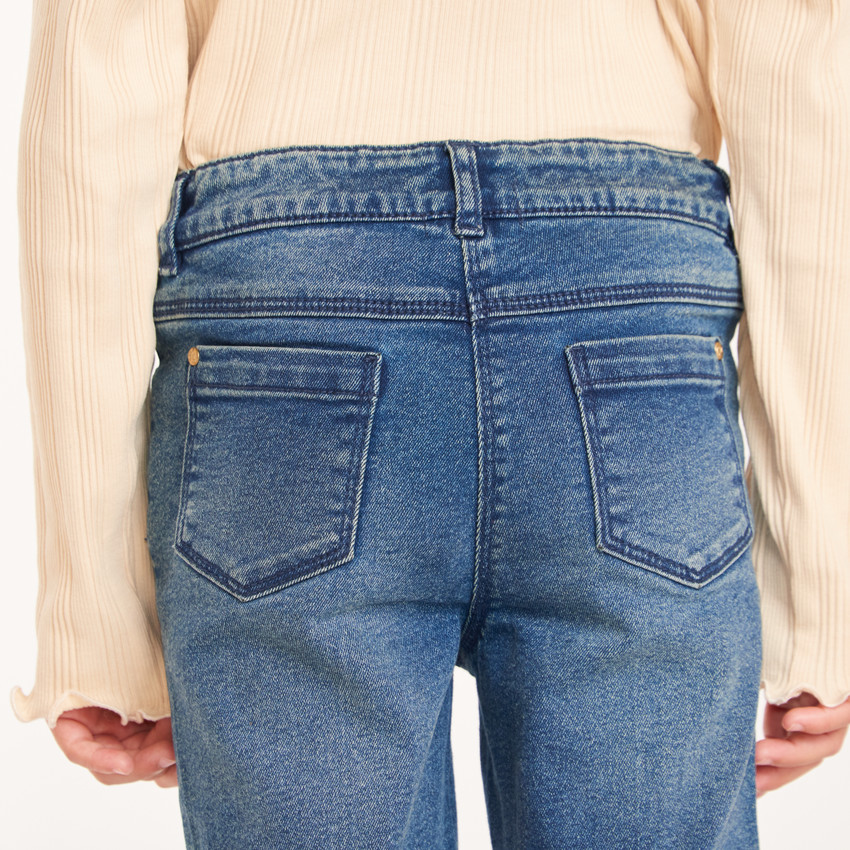 Vaqueros slim en denim efecto lavado niña 