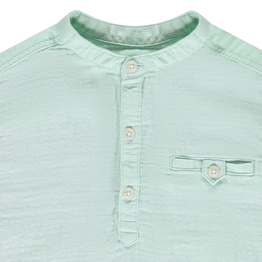 Camiseta de manga corta lisa con cuello camisero para niño 