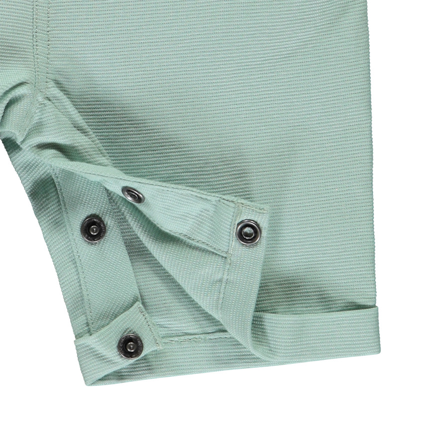 Pelele corto de tela con bolsillo para bebé niño 