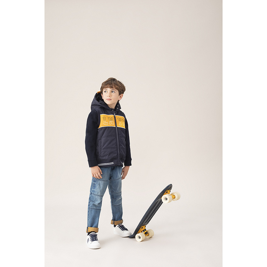 Chaleco anorak con capucha e incripción estampada 